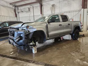 Chevrolet Colorado TRAIL BOSS 2.7L 4 2024