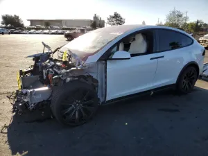 Tesla Model X 2023