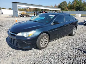 Toyota Camry LE 2.5L 4 2016