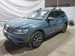 Volkswagen Tiguan SE 2.0L 4 2020