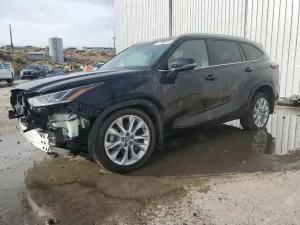 Toyota Highlander 2.4L 4 2025