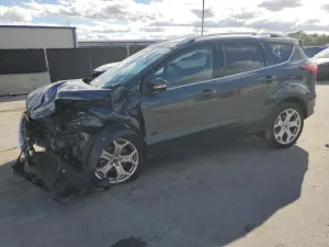 Ford Escape TITANIUM 2.0L 4 2019