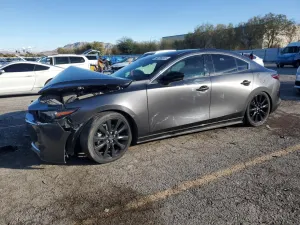 Mazda 3 2.5L 4 2021