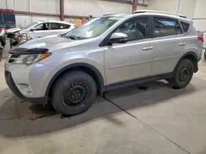Toyota Rav4 XLE 2.5L 4 2015