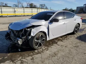 Nissan Altima SR 2.5L 4 2024