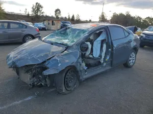 Toyota Corolla L 1.8L 4 2015