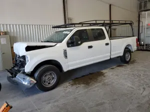 Ford F-250 SUPER DUTY 6.2L 8 2022