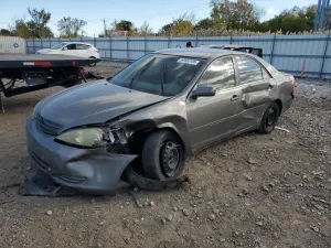 Toyota Camry LE 2.4L 4 2004