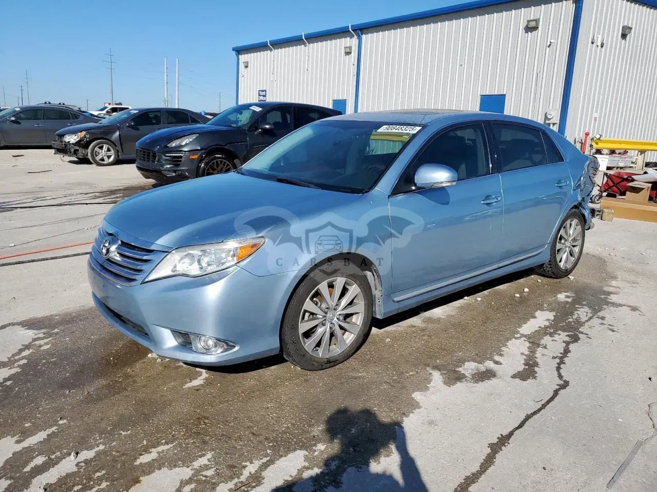 Toyota Avalon BASE 3.5L 6 2012