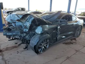 Ford Mustang 5.0L 8 2015