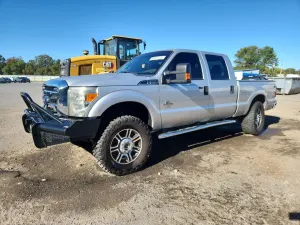Ford F-250 SUPER DUTY 6.7L 8 2013