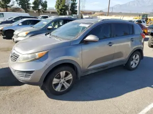 Kia Sportage BASE 2.4L 4 2013
