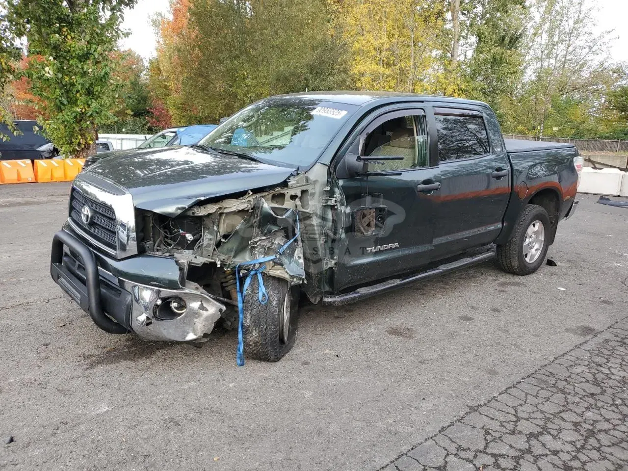 Toyota Tundra CREWMAX 5.7L 8 2008