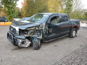 Toyota Tundra CREWMAX 5.7L 8 2008