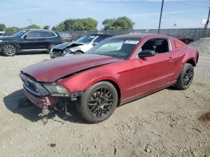 Ford Mustang 3.7L 6 2014
