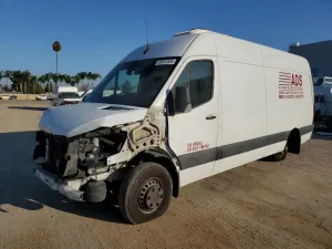 Mercedes-Benz Sprinter 3500/4500 3.0L 6 2019