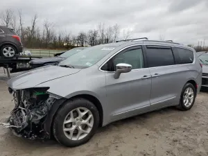 Chrysler Pacifica LIMITED 3.6L 6 2020