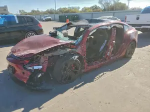 Tesla Model 3 2024