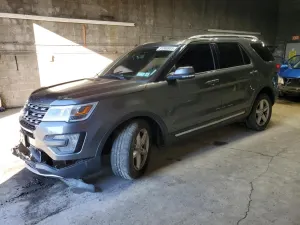 Ford Explorer XLT 3.5L 6 2017