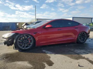 Tesla Model S 2021