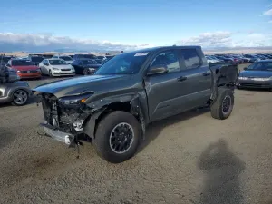 Toyota Tacoma DOUBLE CAB 2.4L 4 2025