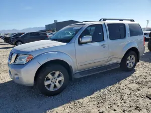 Nissan Pathfinder S 4.0L 6 2011