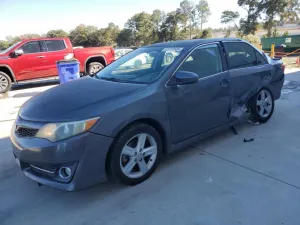 Toyota Camry BASE 2.5L 4 2012
