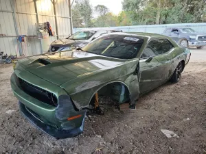 Dodge Challenger 5.7L 8 2021
