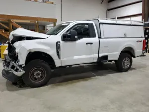 Ford F-250 SUPER DUTY 6.8L 8 2024