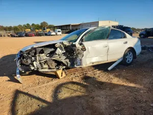Nissan Altima BASE 2.5L 4 2004
