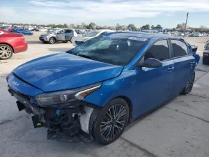 Kia Cerato / Forte / K3 GT LINE 2 L 4 2023