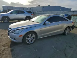 Mercedes-Benz E 350 3.5L 6 2012