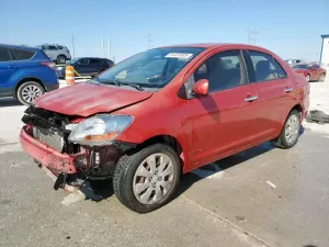 Toyota Yaris 1.5L 4 2011