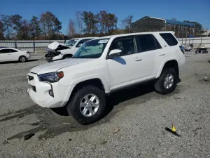 Toyota 4Runner SR5 4.0L 6 2022