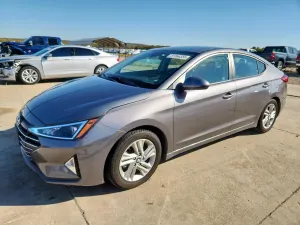 Hyundai Elantra SEL 2.0L 4 2019