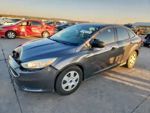 Ford Focus S 2.0L 4 2017