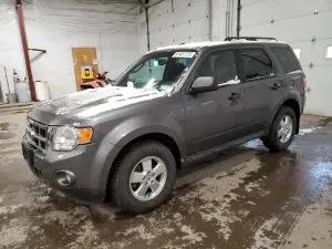 Ford Escape XLT 3.0L 6 2012