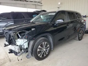 Toyota Highlander L 2.4L 4 2023