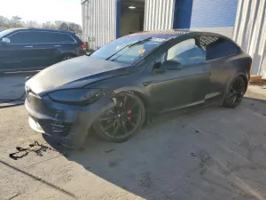 Tesla Model X 2020