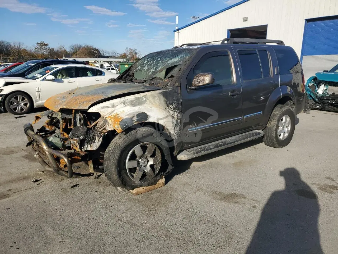 Nissan Pathfinder 5.6L 8 2008