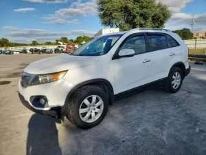 Kia Sorento BASE 2.4L 4 2011