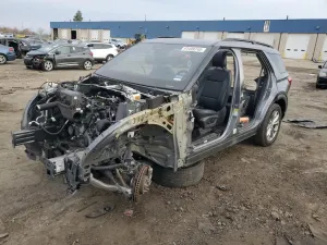 Ford Explorer XLT 2.3L 4 2023