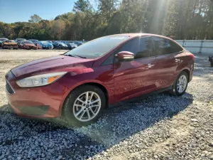 Ford Focus SE 2.0L 4 2017