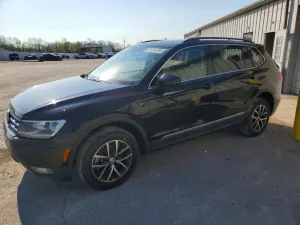 Volkswagen Tiguan SE 2.0L 4 2021