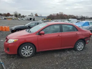 Toyota Corolla BASE 1.8L 4 2013