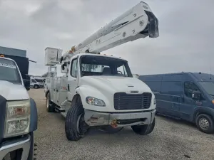 Freightliner Business Class M2 6.7L 6 2022