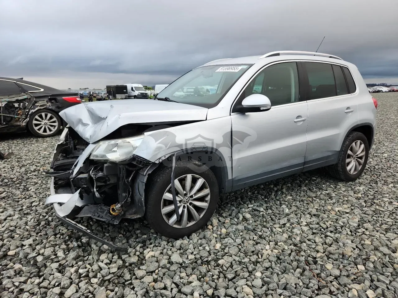 Volkswagen Tiguan S 2.0L 4 2011