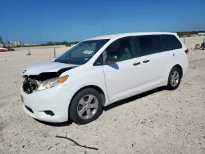 Toyota Sienna 3.5L 6 2012