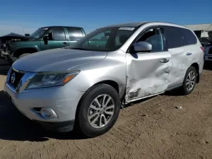 Nissan Pathfinder S 3.5L 6 2014