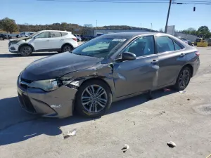 Toyota Camry LE 2.5L 4 2016